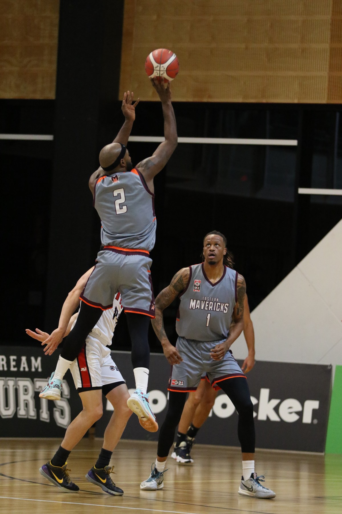 NBL1 Central Round 7 – Headband bros duel in thriller, Lions last quarter leap ends three-year&nbsp;drought