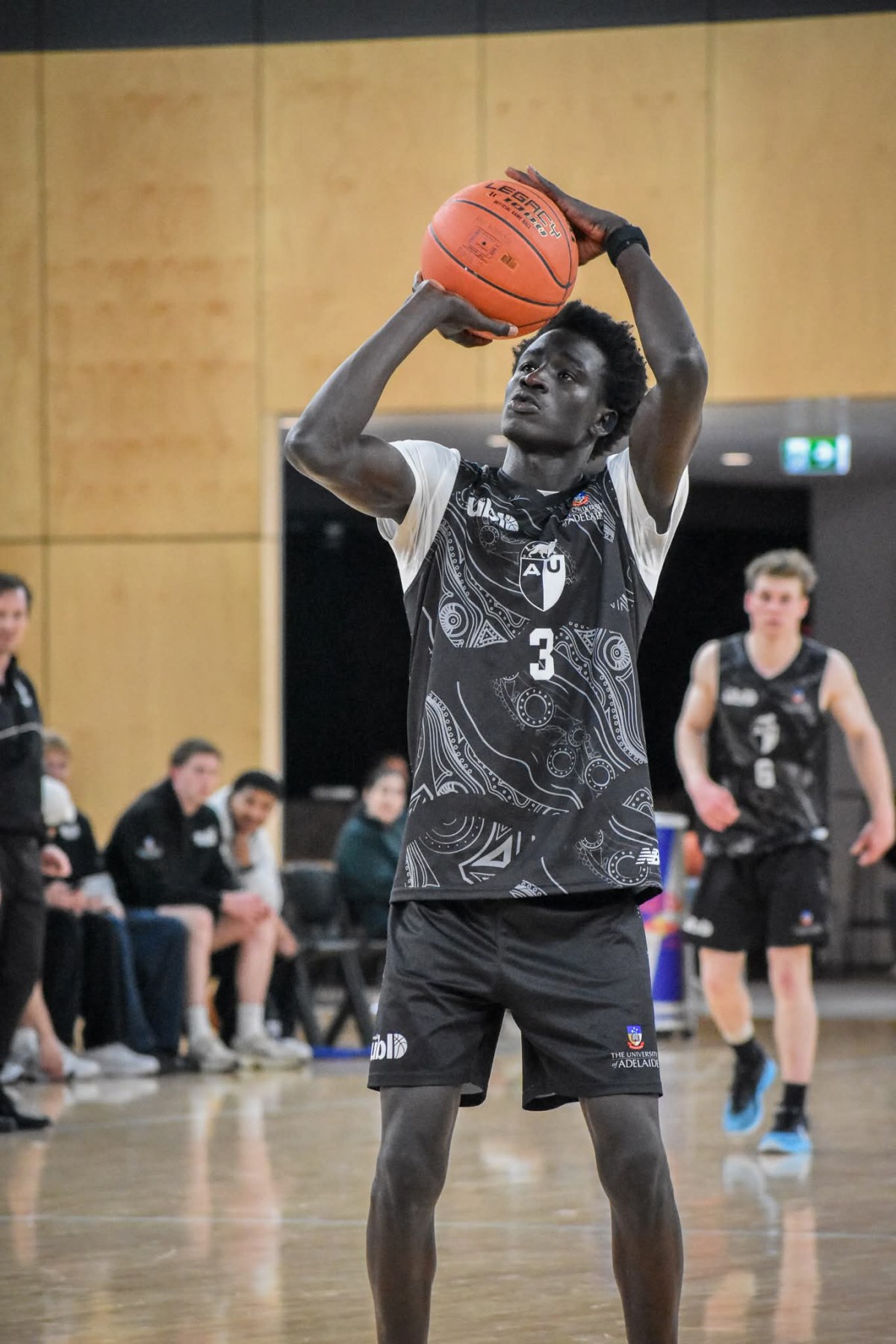 UBL RD 8 – Waatu keep top four hopes alive with split on UTAS   